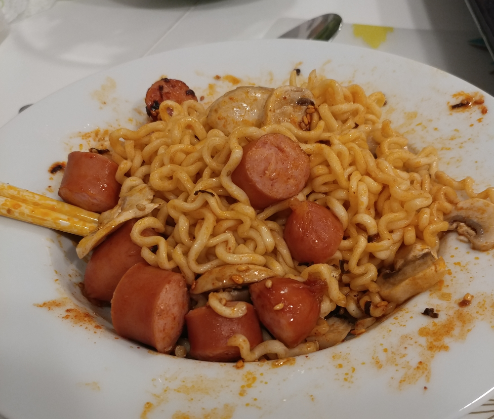 Instant Noodles and Hotdog