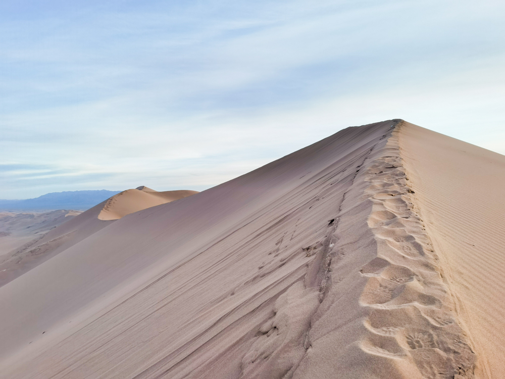 Top of Khongor Sand Dunes